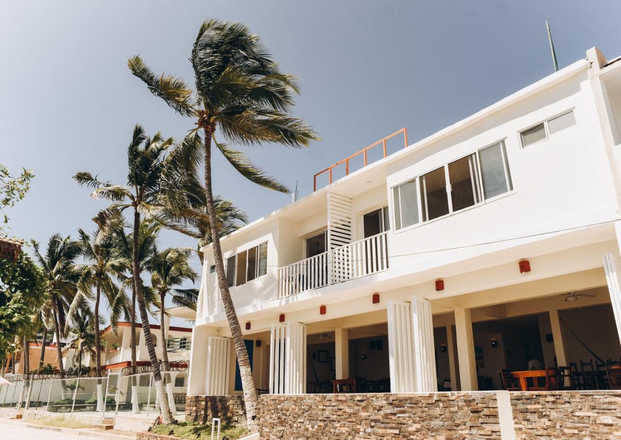 Bungalows Las Hamacas San Patricio Melaque Exteriör bild
